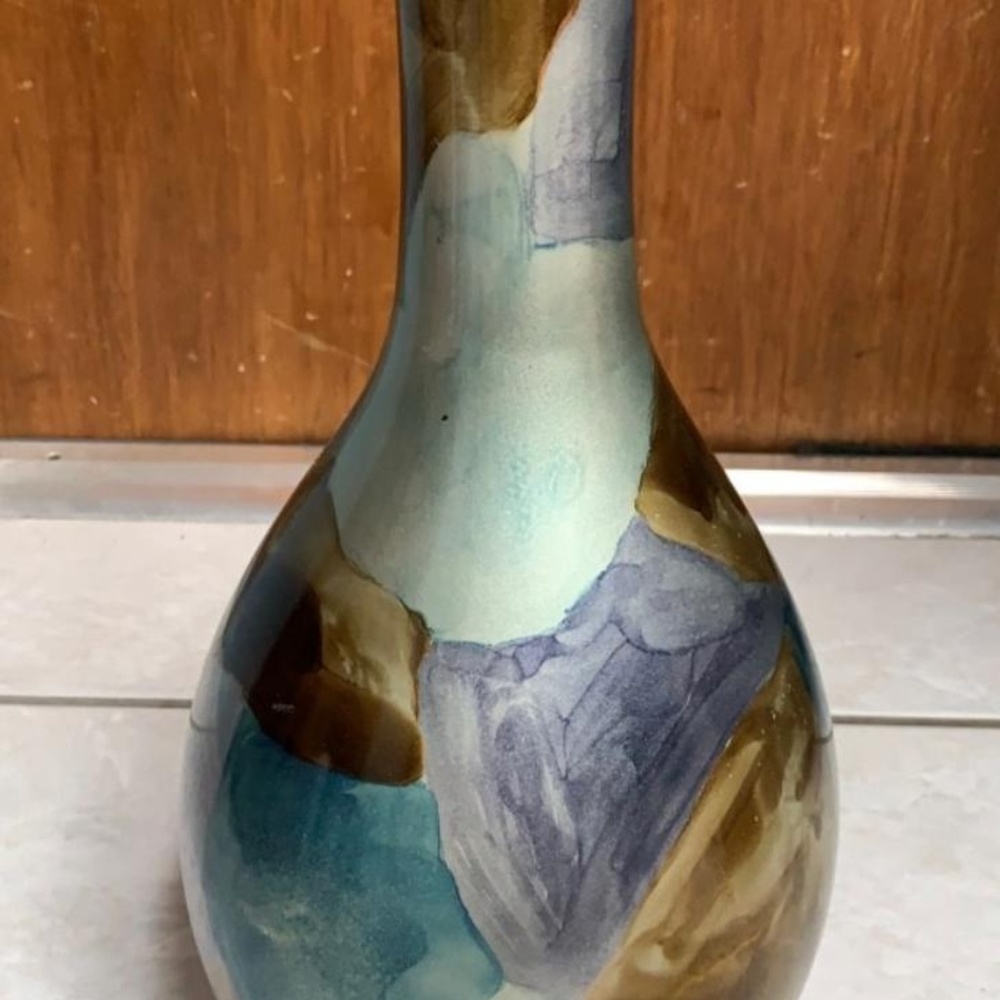 Decorative vase